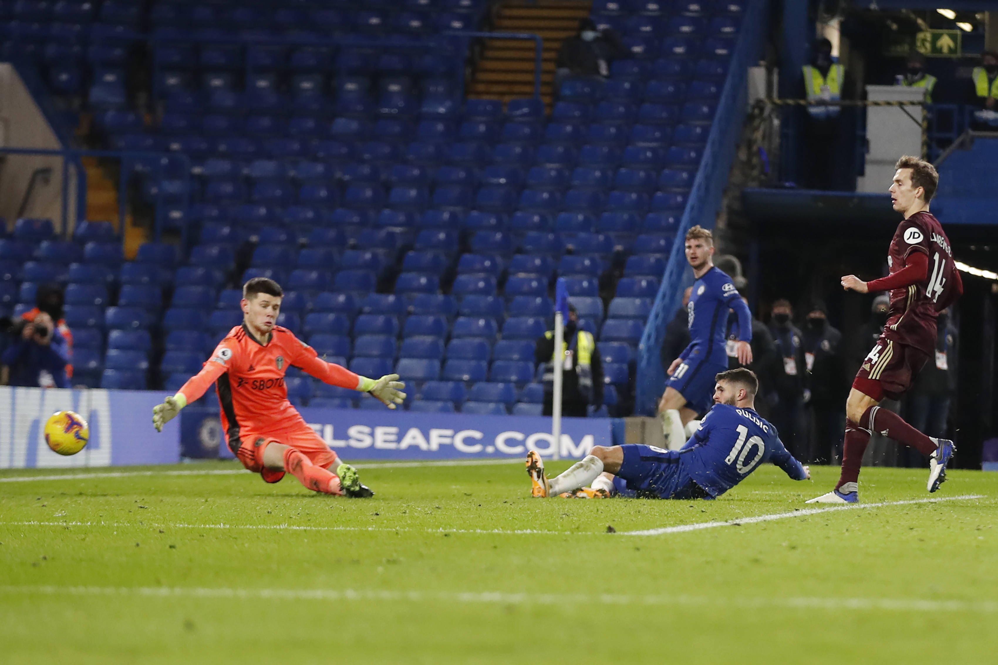 雄厚的球队 雄厚的球队